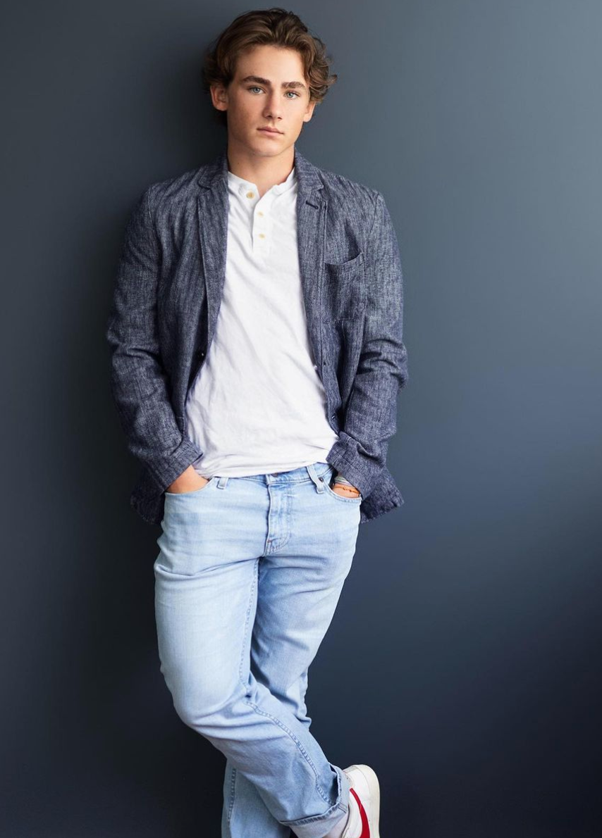 How tall is Brady Hepner? Know his Height, Age, Net Worth, Family, Bio
